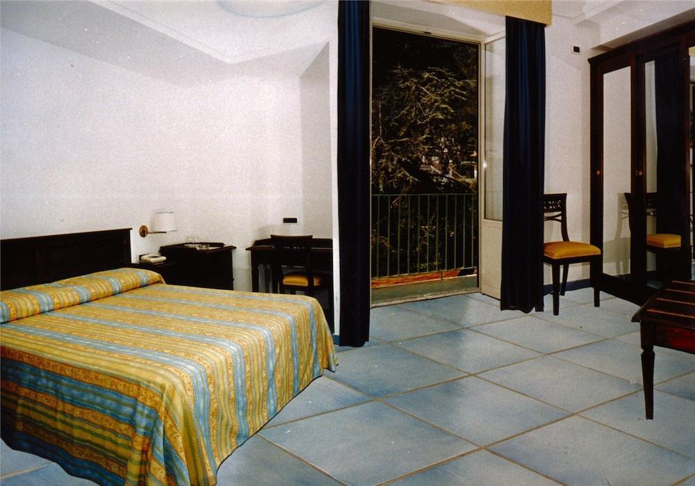 איסקיה Villa Ciccio מראה חיצוני תמונה